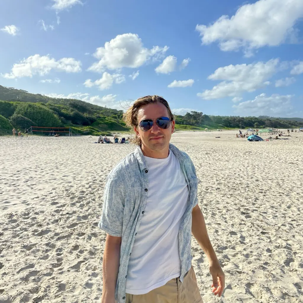 difference between philosophy and methodology explained